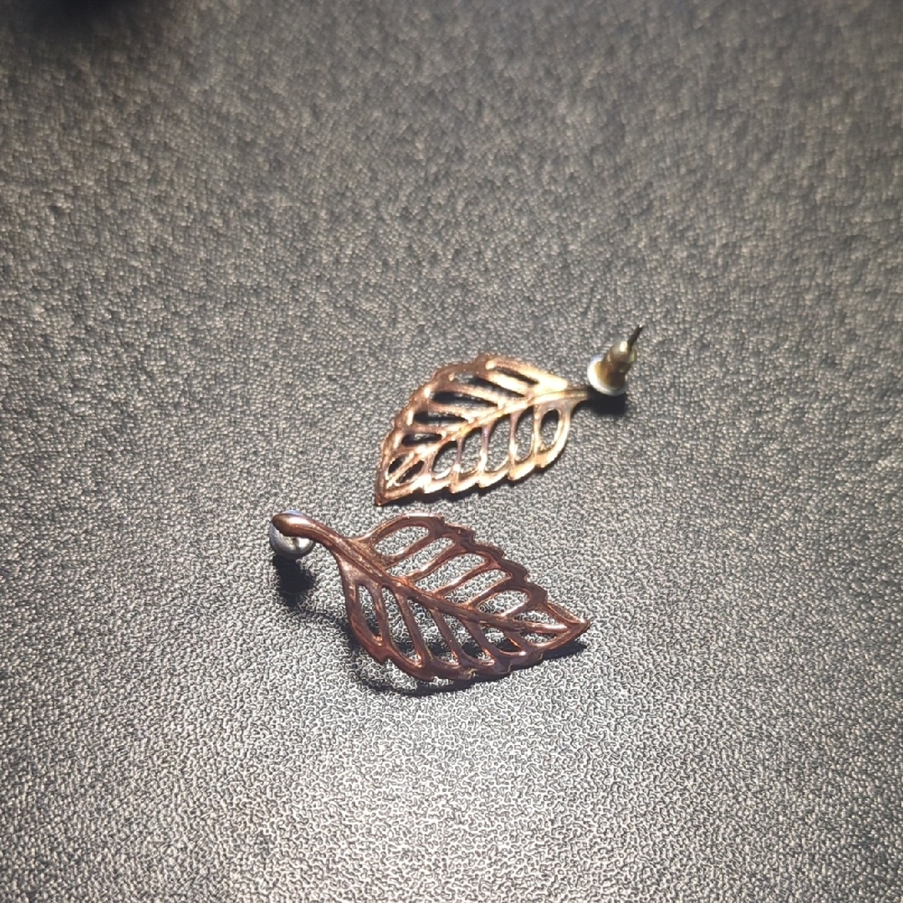 Elegant Leaf Copper Earrings
